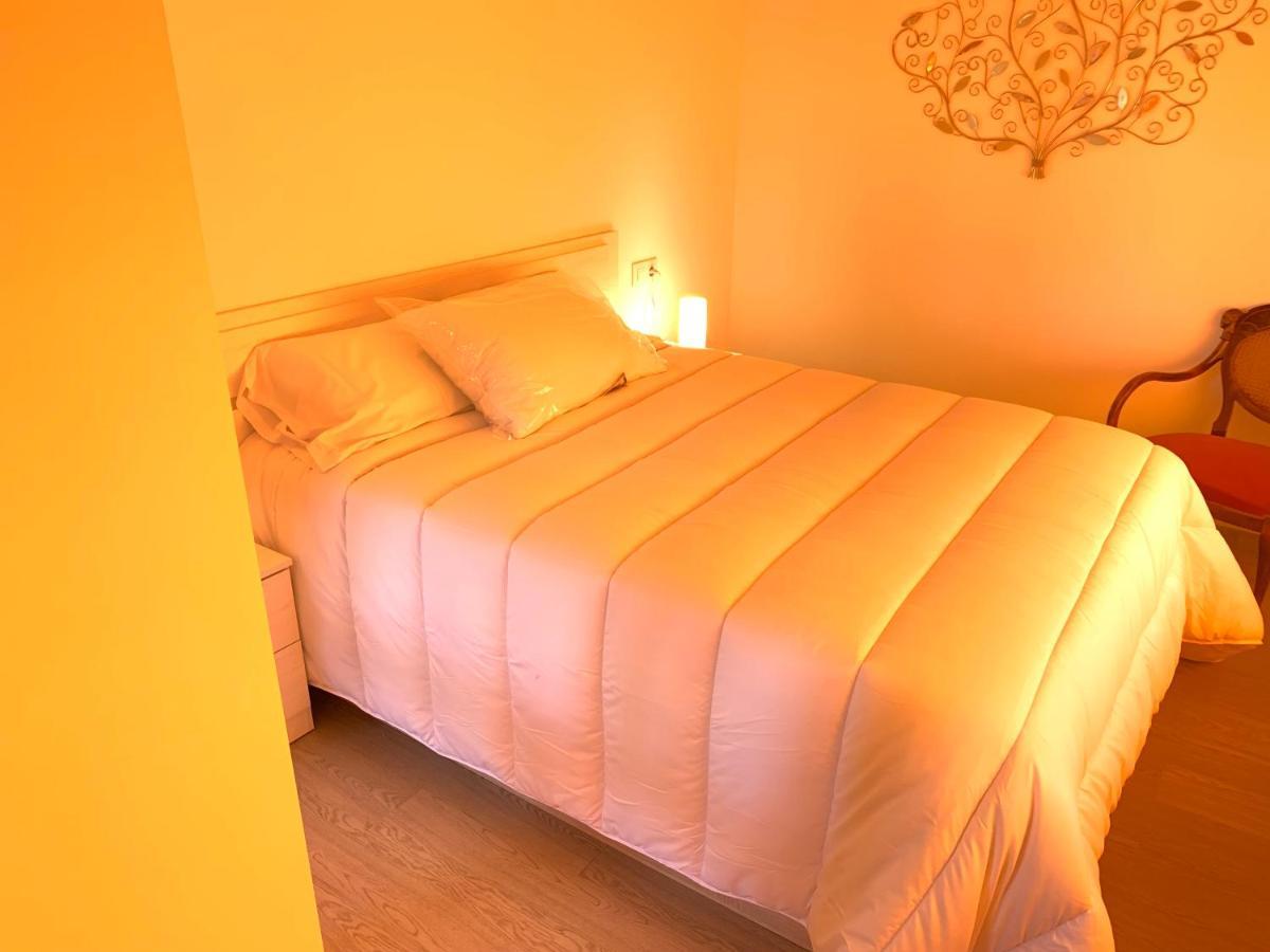 Apartamentos Sanjuan Порріньйо Екстер'єр фото