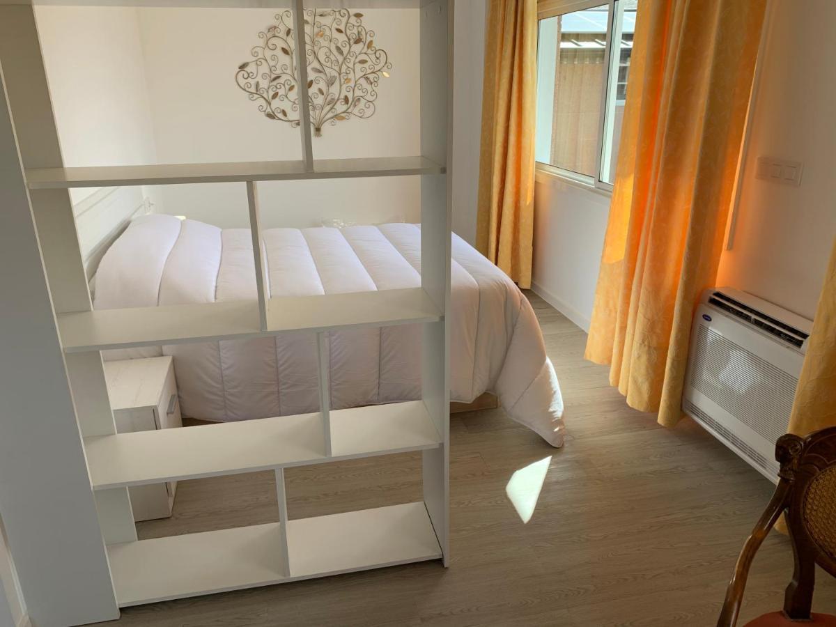 Apartamentos Sanjuan Порріньйо Екстер'єр фото